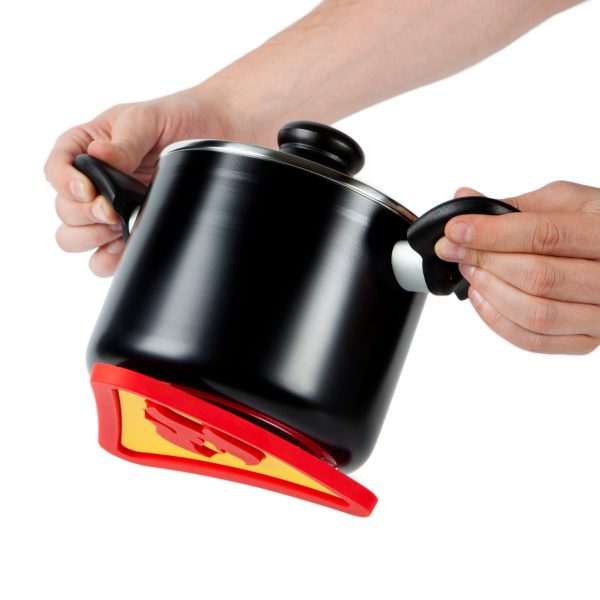 DSL4 - Hot'sPot - Magnetic Trivet for Hot Pots 2 (4053X2702) 300DPI